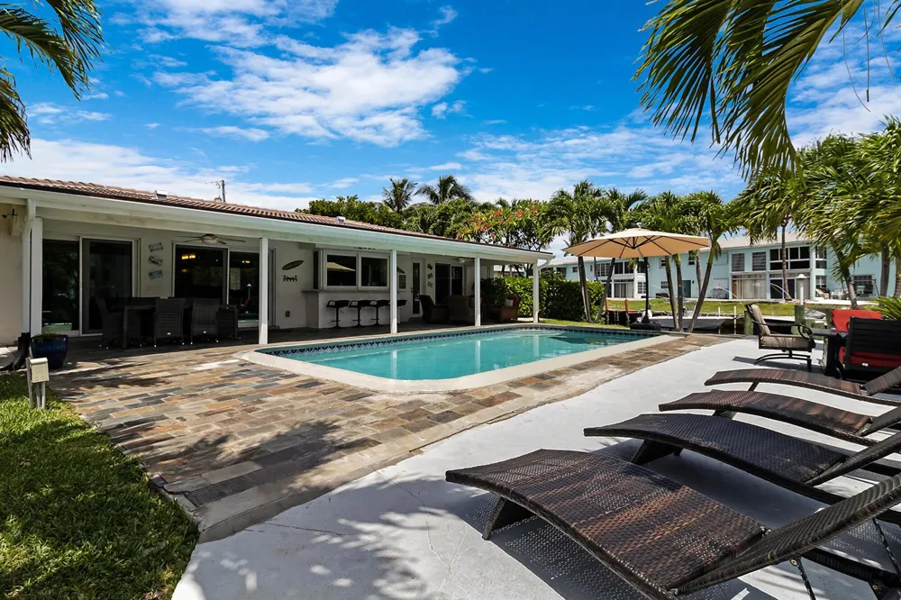 981 SE 10TH COURT Pompano Beach, FL 33060