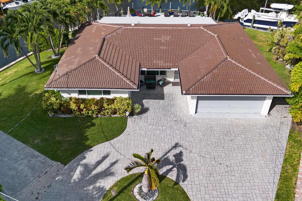 981 SE 10TH COURT Pompano Beach, FL 33060