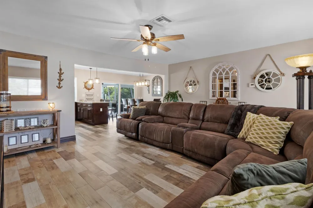 981 SE 10TH COURT Pompano Beach, FL 33060