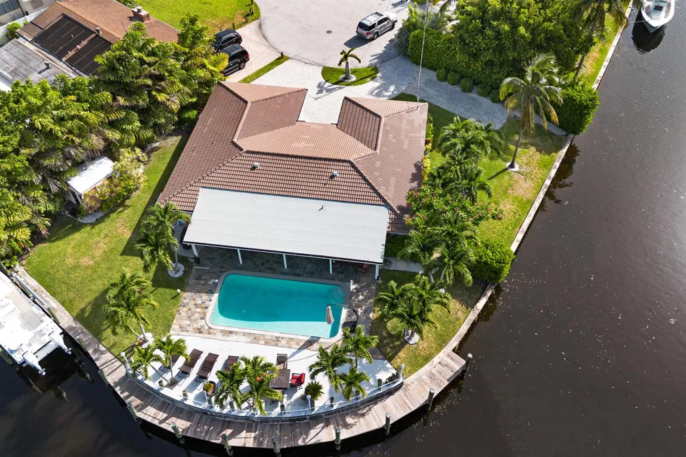 981 SE 10TH COURT Pompano Beach, FL 33060