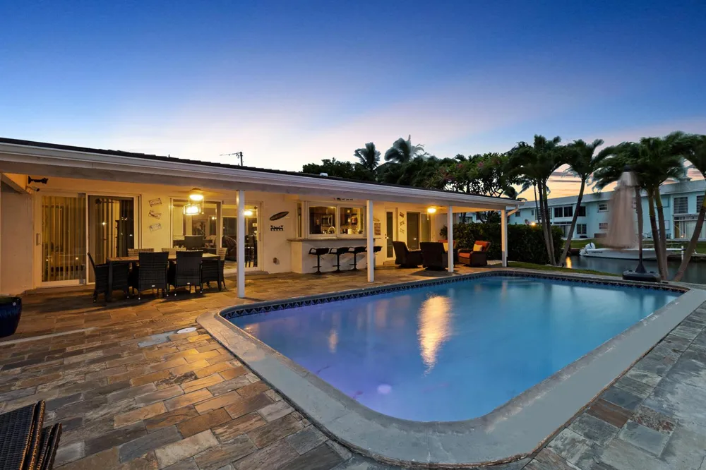 981 SE 10TH COURT Pompano Beach, FL 33060