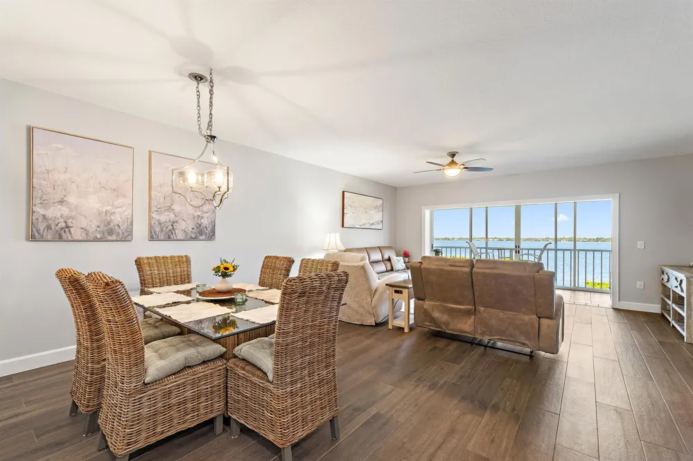 164 NE Edgewater Drive #2103 Stuart, FL 34996