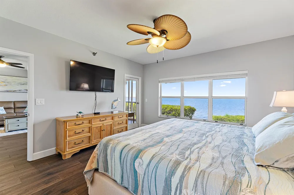 164 NE Edgewater Drive #2103 Stuart, FL 34996