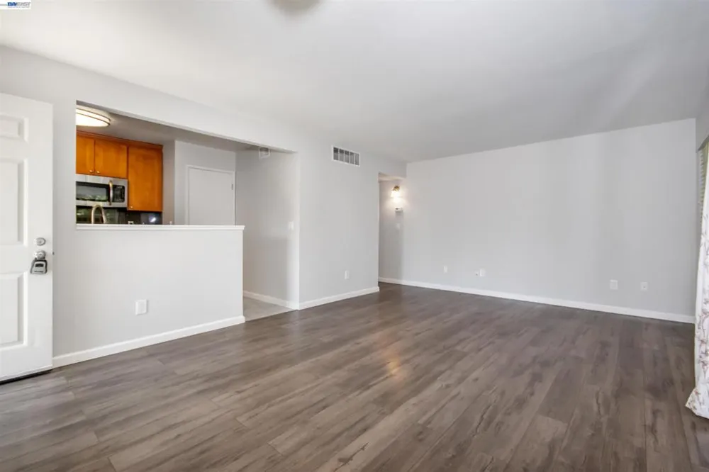 235 Reflections Dr #11 San Ramon, CA 94583