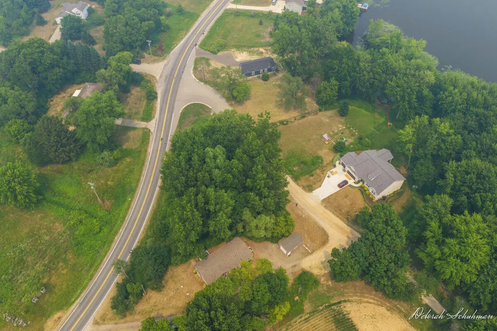 9696 10 Mile Road NE Rockford, MI 49341