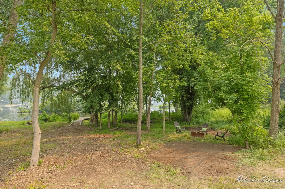 9696 10 Mile Road NE Rockford, MI 49341