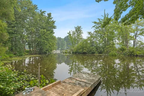 9696 10 Mile Road NE