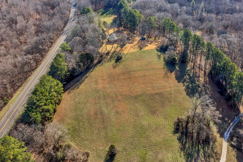 3355 Highway 47 North White Bluff, TN 37187