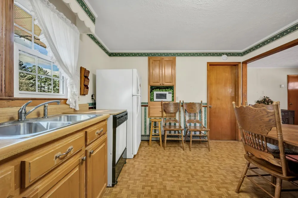 3355 Highway 47 North White Bluff, TN 37187