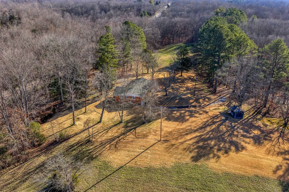 3355 Highway 47 North White Bluff, TN 37187