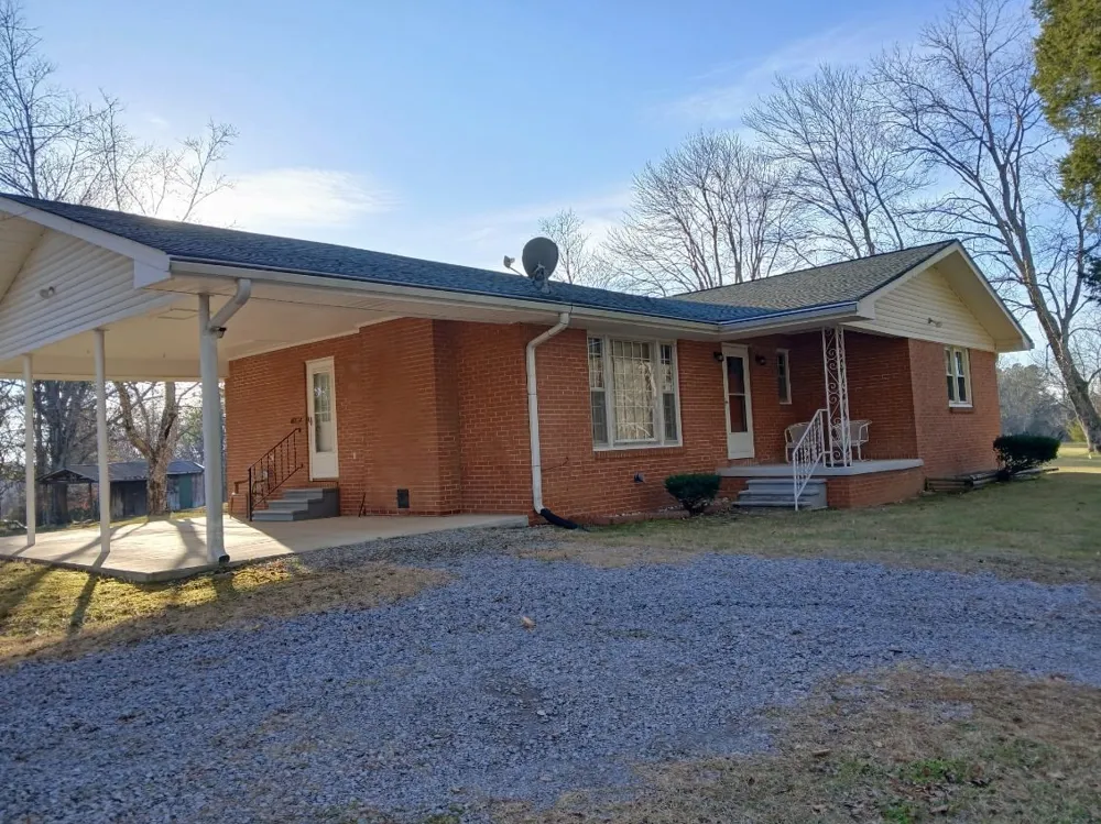 3355 Highway 47 North White Bluff, TN 37187
