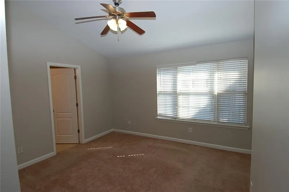6956 Rogers Point Lithonia, GA 30058