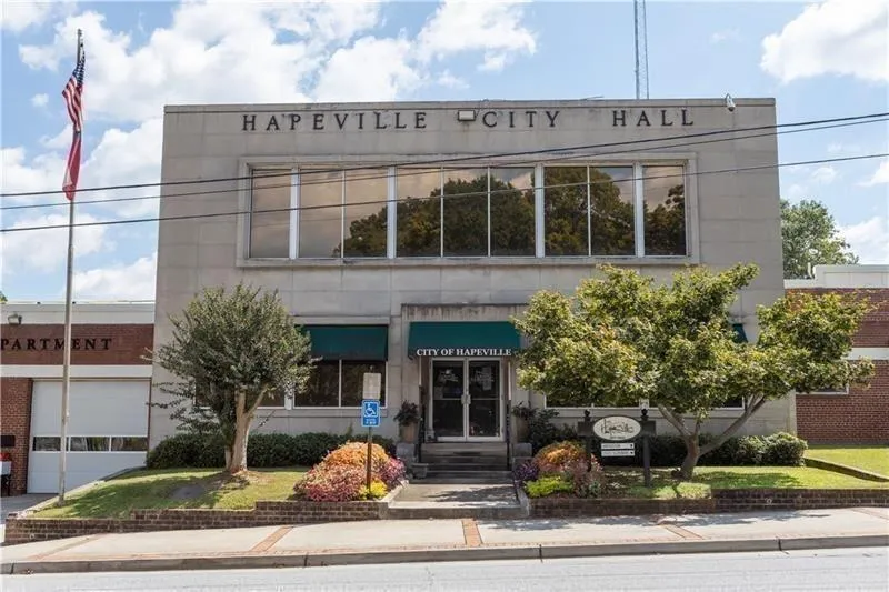 3165 Dogwood Drive #104 Hapeville, GA 30354