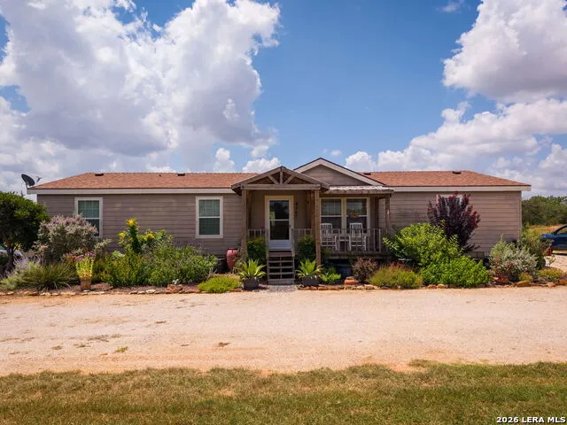 4567 Luther Seguin, TX 78155