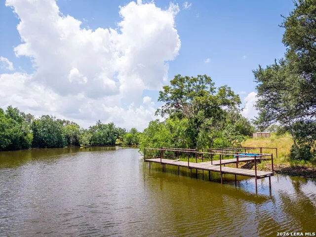 4567 Luther Seguin, TX 78155