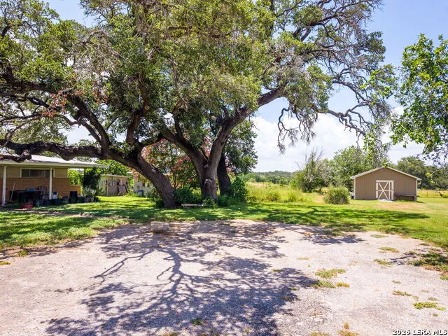 4567 Luther Seguin, TX 78155
