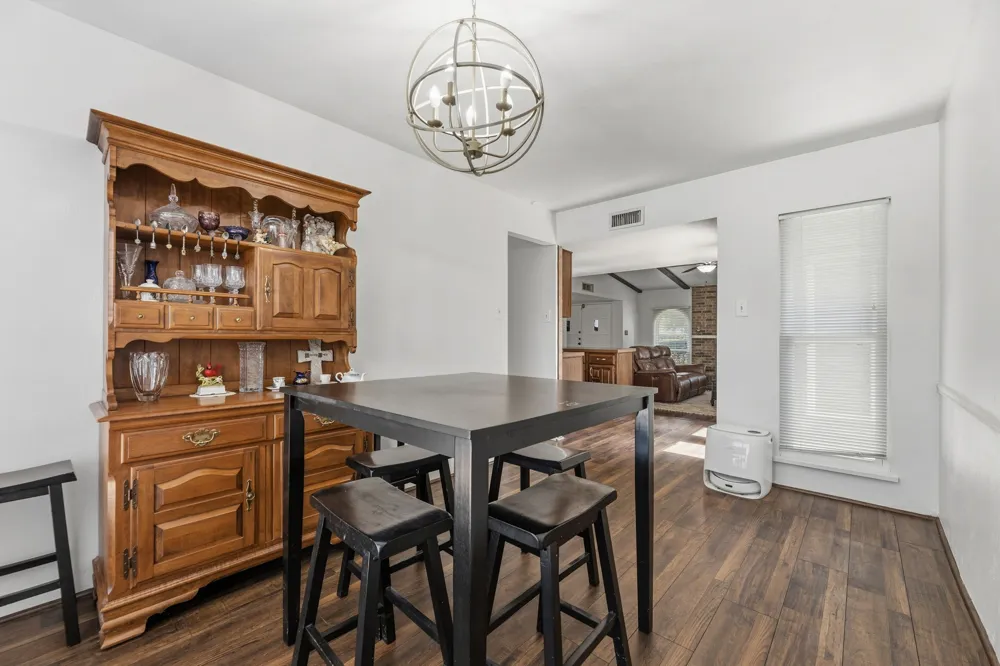 2902 High Plateau Drive Garland, TX 75044
