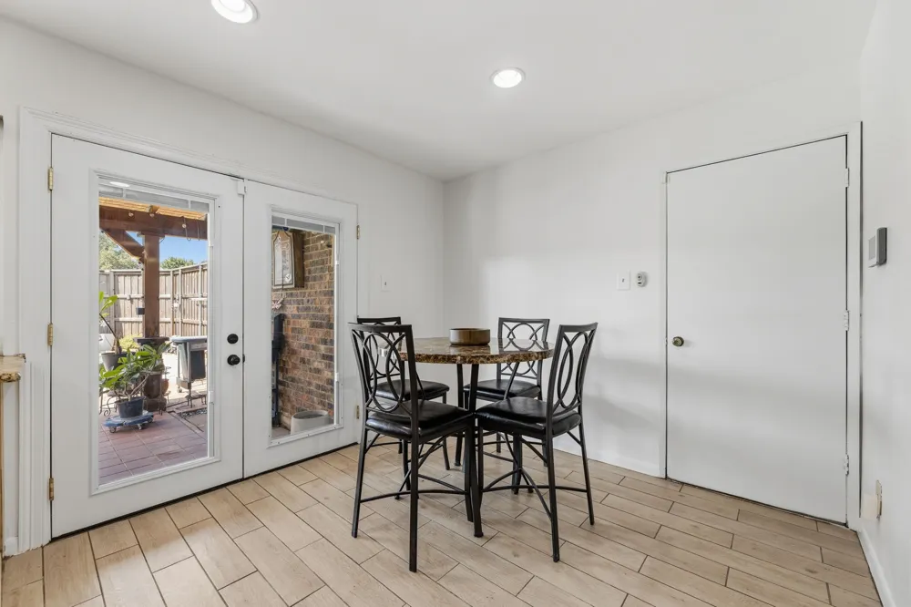 2902 High Plateau Drive Garland, TX 75044