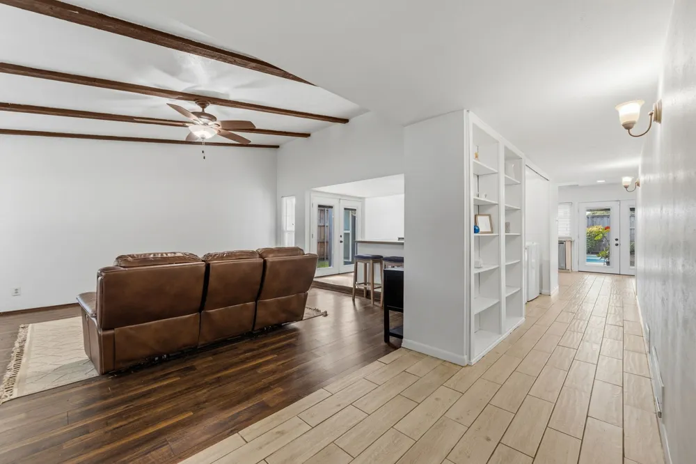 2902 High Plateau Drive Garland, TX 75044
