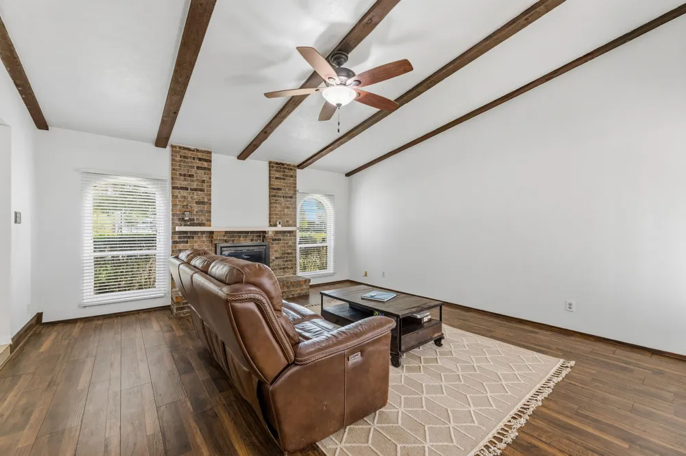 2902 High Plateau Drive Garland, TX 75044