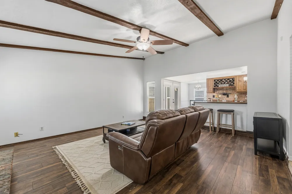 2902 High Plateau Drive Garland, TX 75044