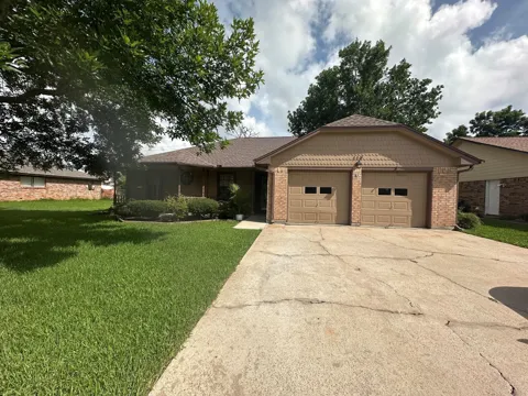 119 Basswood Street
