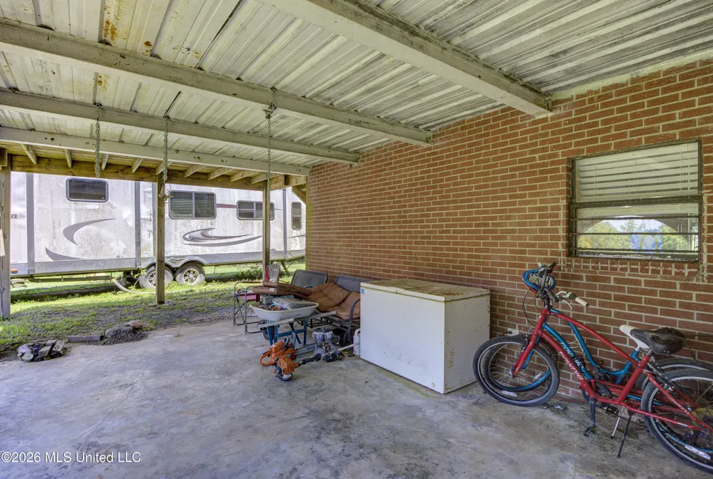 4757 Highway 27 Edwards, MS 39066
