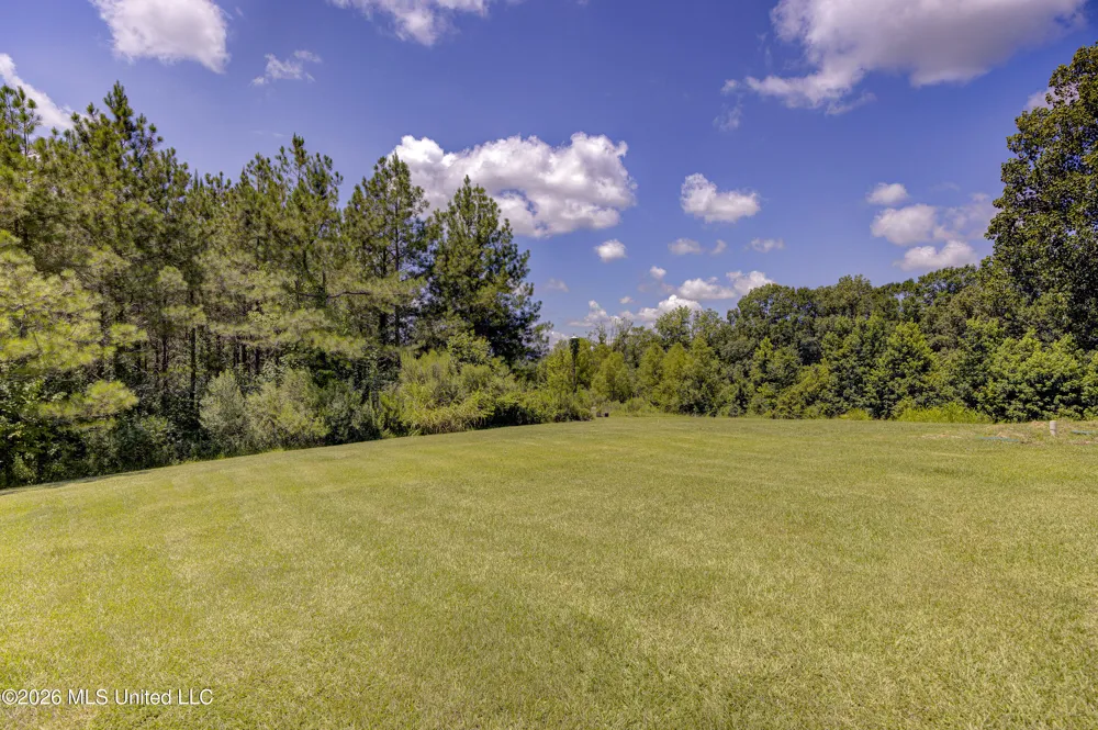 4757 Highway 27 Edwards, MS 39066