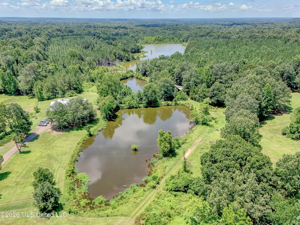 4757 Highway 27 Edwards, MS 39066