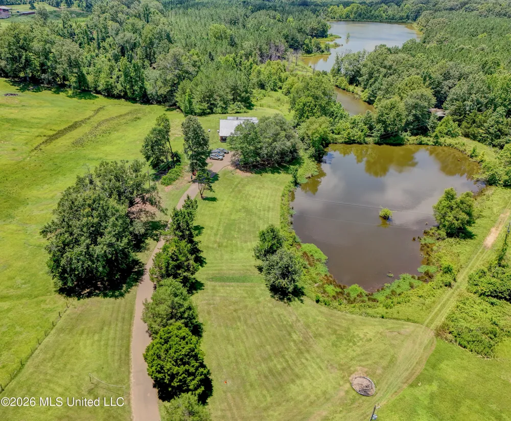 4757 Highway 27 Edwards, MS 39066