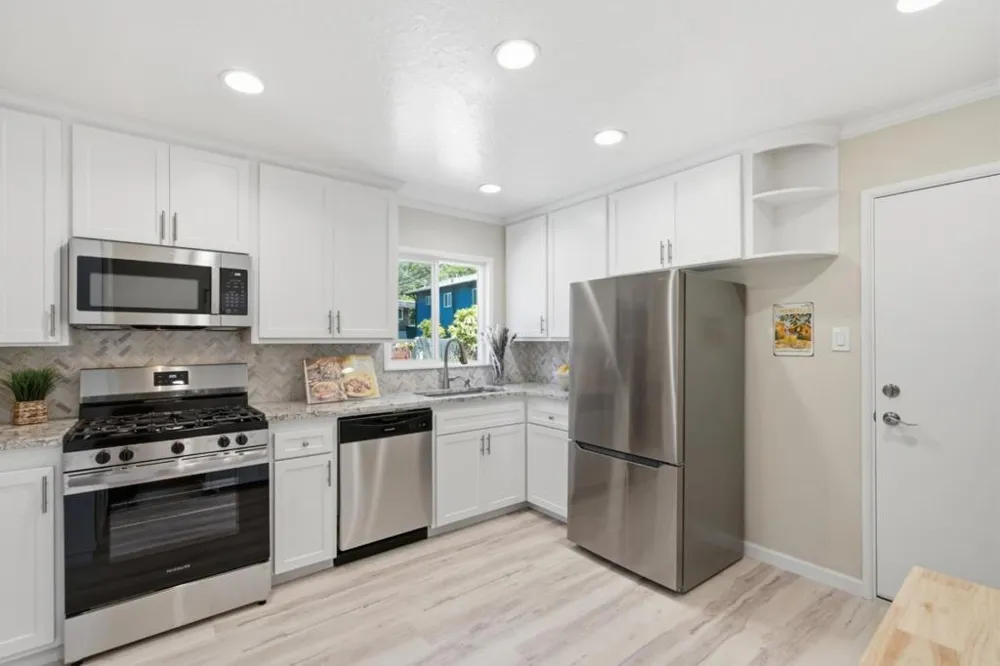 130 Bennett Road Aptos, CA 95003