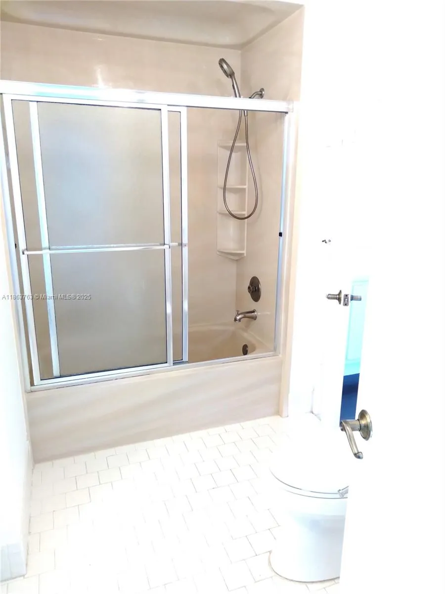1532 Gabriel St Hollywood, FL 33020