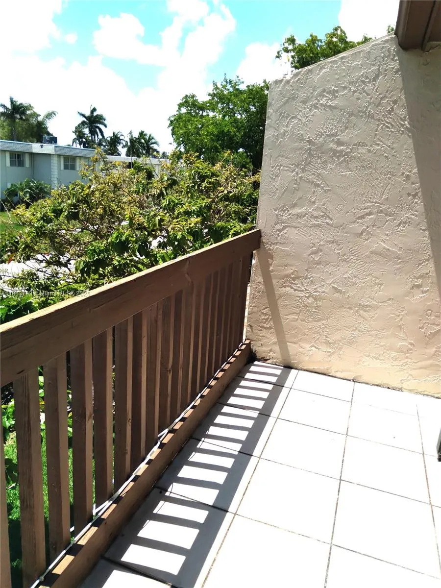 1532 Gabriel St Hollywood, FL 33020