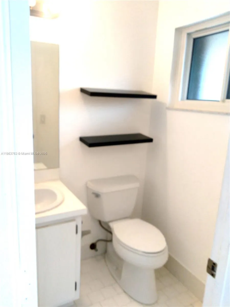 1532 Gabriel St Hollywood, FL 33020