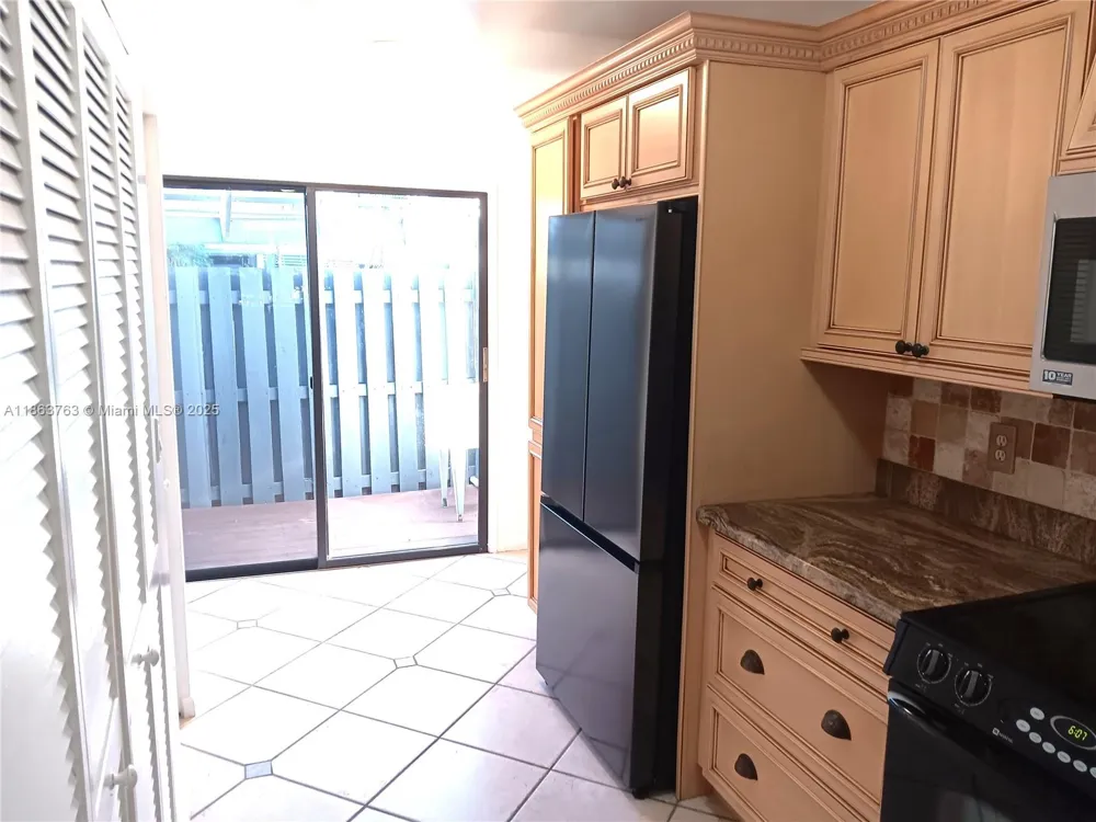 1532 Gabriel St Hollywood, FL 33020
