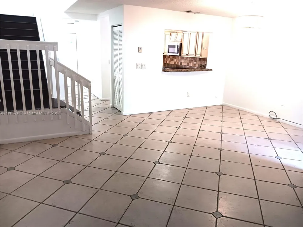 1532 Gabriel St Hollywood, FL 33020