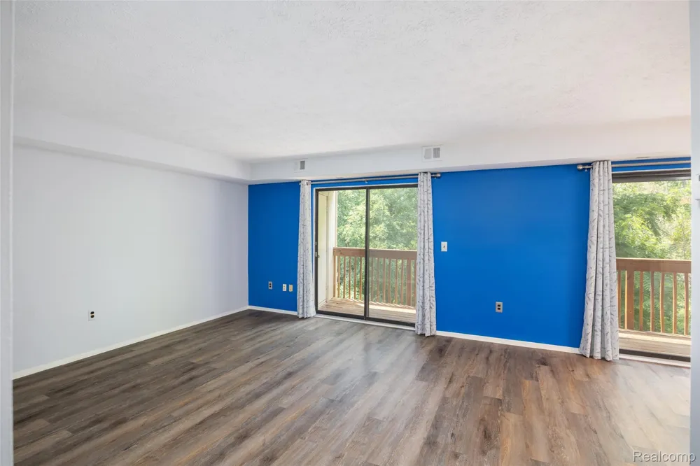 1693 Riverside Drive #3 Rochester Hills City, MI 48309