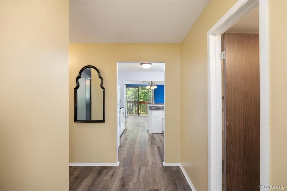 1693 Riverside Drive #3 Rochester Hills City, MI 48309