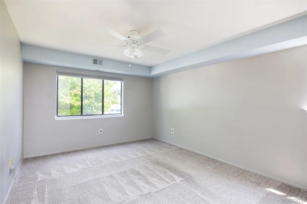 1693 Riverside Drive #3 Rochester Hills City, MI 48309