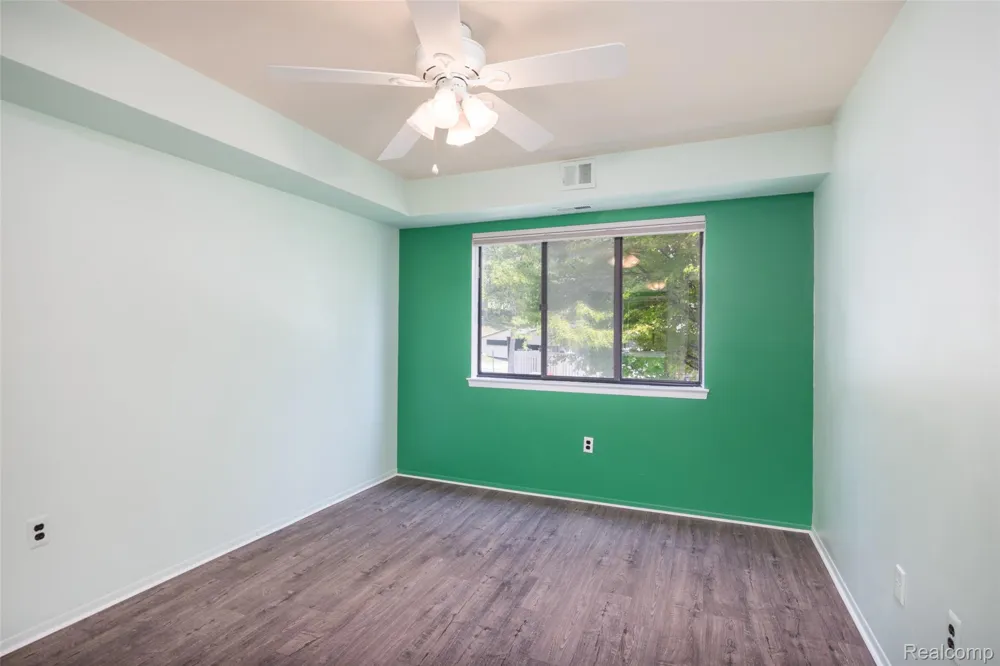 1693 Riverside Drive #3 Rochester Hills City, MI 48309