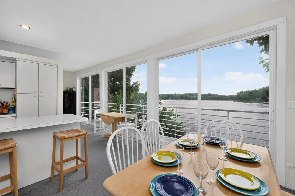 15657 Lakeview Drive Buchanan Township, MI 49107