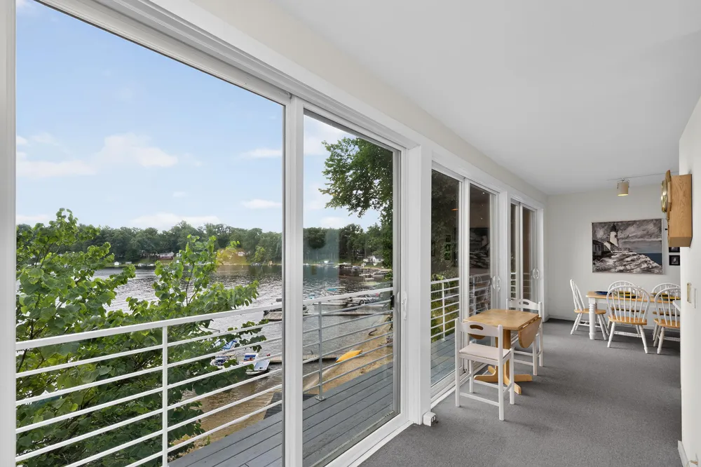 15657 Lakeview Drive Buchanan Township, MI 49107