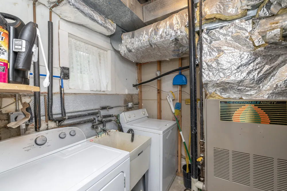 15657 Lakeview Drive Buchanan Township, MI 49107