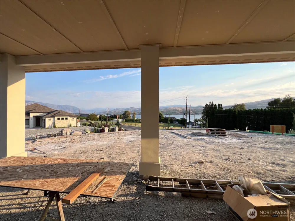 21 Loretta Lane Chelan, WA 98816