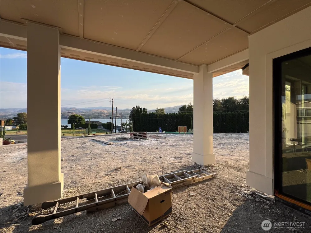 21 Loretta Lane Chelan, WA 98816