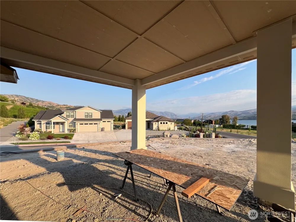 21 Loretta Lane Chelan, WA 98816