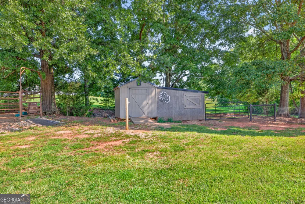 1200 Woodlawn RD Mansfield, GA 30055