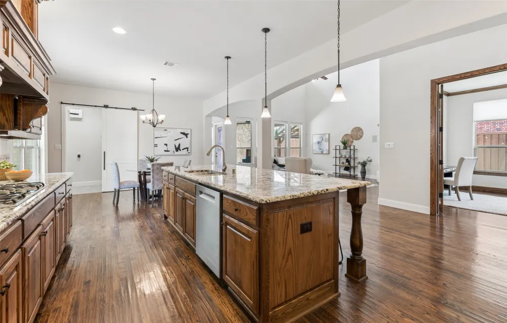 4664 Maverick Way Carrollton, TX 75010