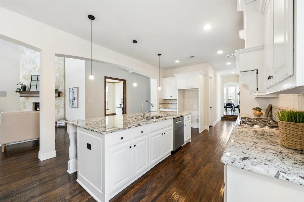 4664 Maverick Way Carrollton, TX 75010