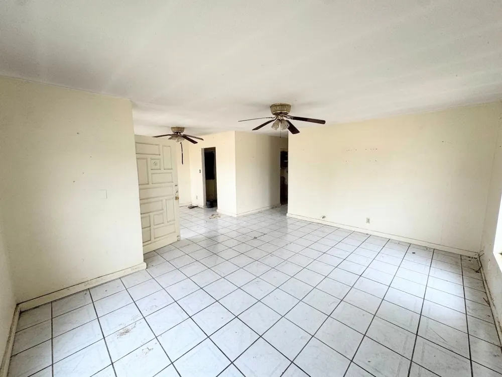 346 Marshall Smith Drive Del Rio, TX 78840